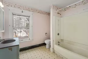 61 Cleveland St, Holyoke, MA 01040 - Photo 31