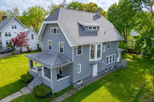61 Cleveland St, Holyoke, MA 01040 - Photo 3