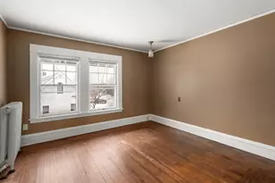 61 Cleveland St, Holyoke, MA 01040 - Photo 21