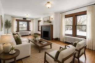 61 Cleveland St, Holyoke, MA 01040 - Photo 9