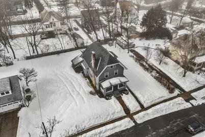 61 Cleveland St, Holyoke, MA 01040 - Photo 37