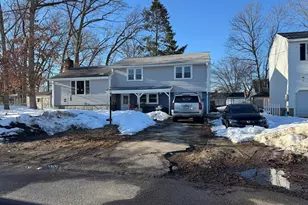 132 Commonwealth Ave, Lowell, MA 01852 - Photo 1