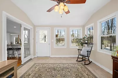 8 Hemlock St, Paxton, MA 01612 - Photo 17