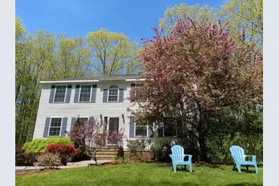 8 Hemlock St, Paxton, MA 01612 - Photo 3