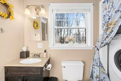 8 Hemlock St, Paxton, MA 01612 - Photo 19