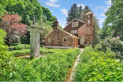 69 Edmund Road, Arlington, MA 02474 - Photo 9