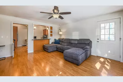 10 Metropolitan Ave, Ashland, MA 01721 - Photo 3