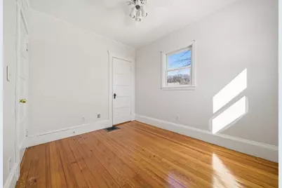 36 Jasper St, Saugus, MA 01906 - Photo 15