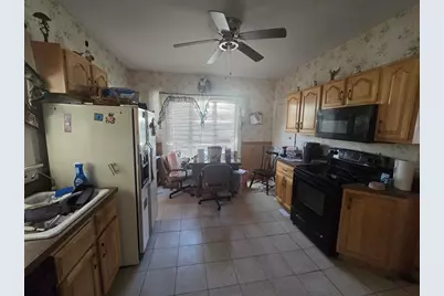 131 Moraine St, Brockton, MA 02301 - Photo 13