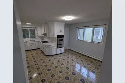 378 Fellsway W #B, Medford, MA 02155 - Photo 7