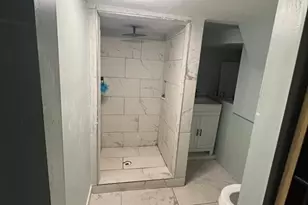 185 Dover St, Brockton, MA 02301 - Photo 17