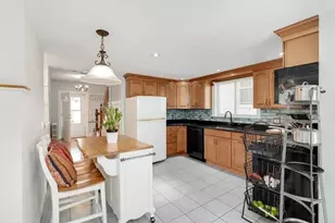 109 Walnut St, Malden, MA 02148 - Photo 3