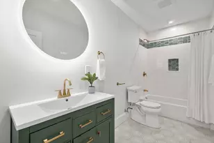 4 Grove St, Medford, MA 02155 - Photo 27