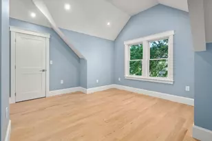 4 Grove St, Medford, MA 02155 - Photo 29