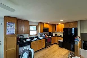 132 Commonwealth Ave, Lowell, MA 01852 - Photo 3