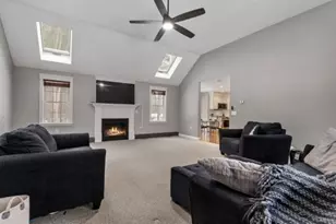 3 Mohegan Cir, Milford, MA 01757 - Photo 15