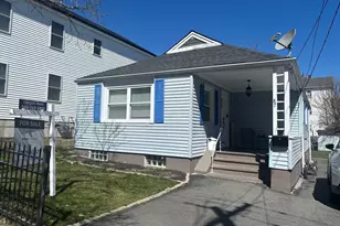 87 Adams St, New Bedford, MA 02746 - Photo 17