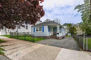 87 Adams St, New Bedford, MA 02746 - Photo 17