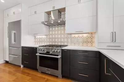 75 Greenough St #2, Brookline, MA 02445 - Photo 7