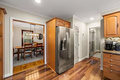 11 Evans Rd, Peabody, MA 01960 - Photo 5