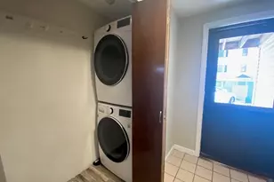 265 C St, Boston, MA 02127 - Photo 13