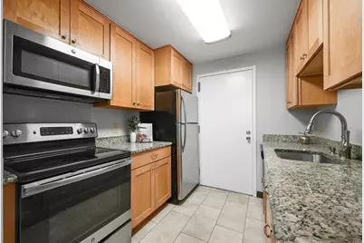 1 Post Oak Ln #19, Natick, MA 01760 - Photo 11