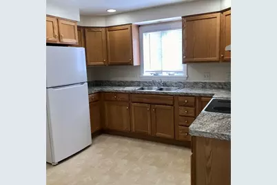 138 King Philip Rd, Worcester, MA 01606 - Photo 3