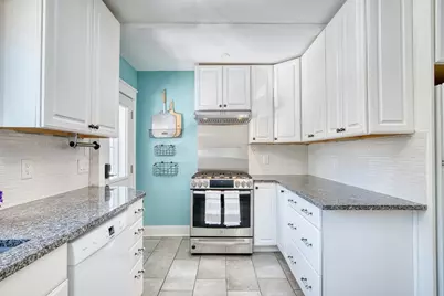 132 Centre St, Quincy, MA 02169 - Photo 7