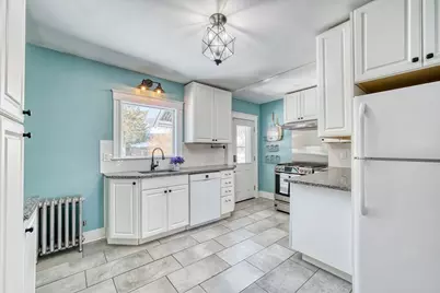 132 Centre St, Quincy, MA 02169 - Photo 9