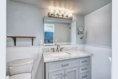 132 Centre St, Quincy, MA 02169 - Photo 23