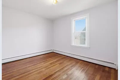 14 Court St, Methuen, MA 01844 - Photo 25