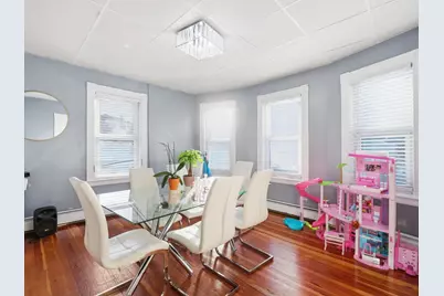 14 Court St, Methuen, MA 01844 - Photo 9