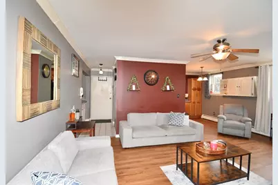 121 Regency Park Dr #121, Agawam, MA 01001 - Photo 15