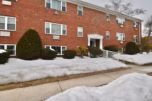 121 Regency Park Dr, Agawam, MA 01001 - Photo 23