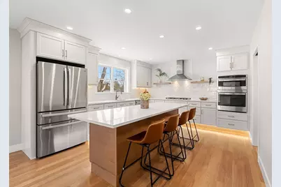 2 Rhuey Pass, Burlington, MA 01803 - Photo 3