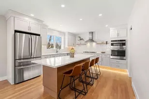 2 Rhuey Pass, Burlington, MA 01803 - Photo 3