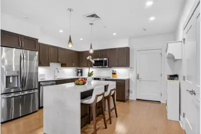 77 Court St #107, Newton, MA 02458 - Photo 5