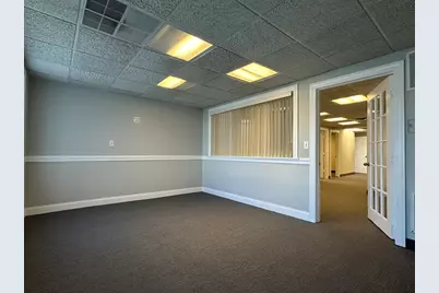 759 Memorial Avenue, West Springfield, MA 01089 - Photo 19