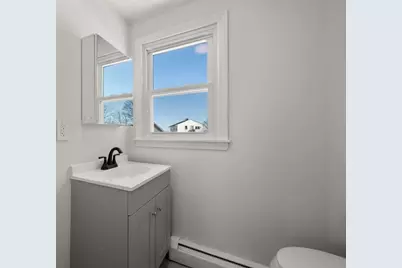 15 Crescent St #D, Lawrence, MA 01841 - Photo 9