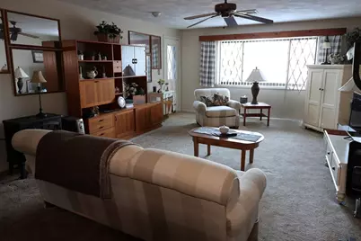 5 Thomas St #P8, Saugus, MA 01906 - Photo 5