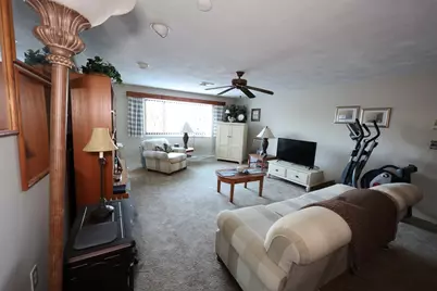 5 Thomas St #P8, Saugus, MA 01906 - Photo 7