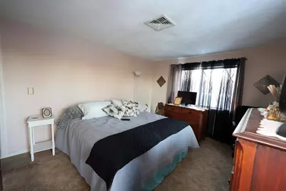 5 Thomas St #P8, Saugus, MA 01906 - Photo 9