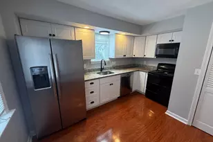 83 Taylor St, Waltham, MA 02453 - Photo 3