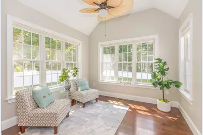 14 Sarah St, Burlington, MA 01803 - Photo 17