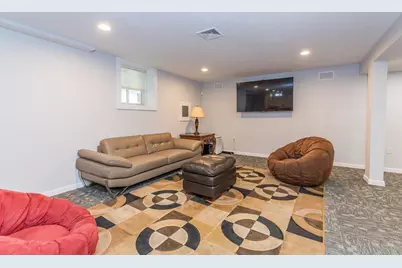 14 Sarah St, Burlington, MA 01803 - Photo 31