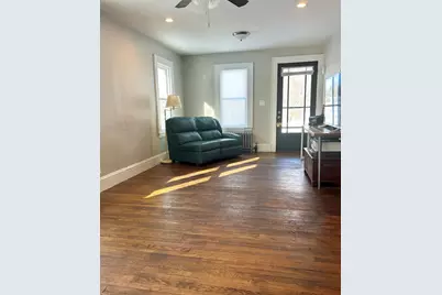 137 Mapleshade Ave, East Longmeadow, MA 01028 - Photo 3