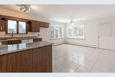 53 Lindsey Ln, Swansea, MA 02777 - Photo 7