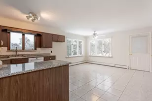 53 Lindsey Ln, Swansea, MA 02777 - Photo 7