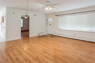 53 Lindsey Ln, Swansea, MA 02777 - Photo 3