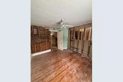 83 Plimpton St, Southbridge, MA 01550 - Photo 21